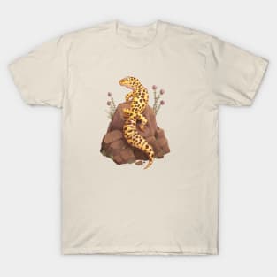 Leopard Gecko on the rock T-Shirt